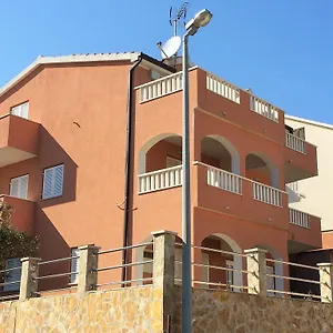 Crnjac Apartament Trogir